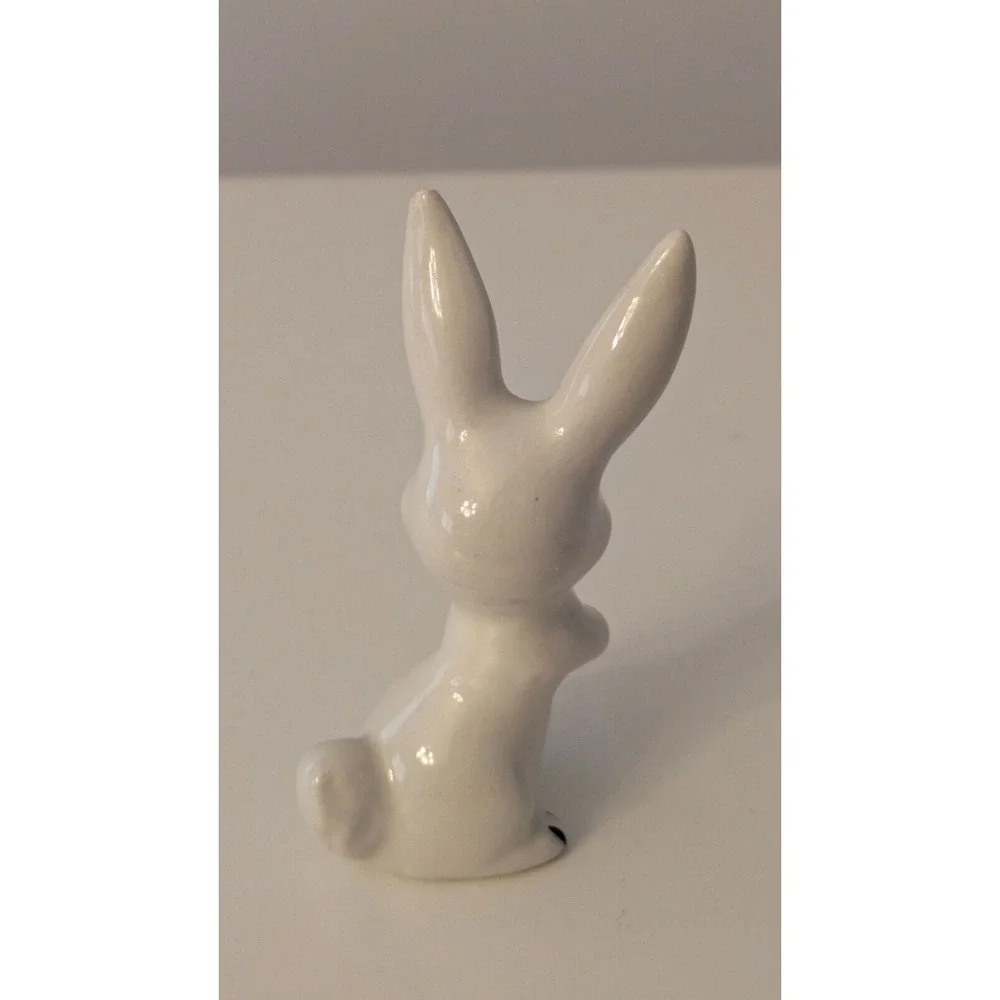 White Ceramic Anthropomorphic Easter Bunny‎ Rabbit 3 1/2